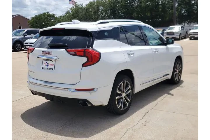 $18988 : GMC Terrain 2019 Denali 4dr image 2