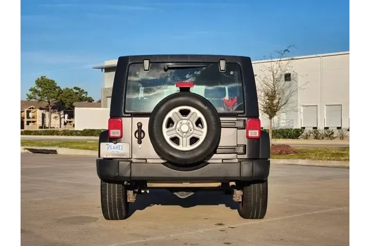 $15875 : Jeep Wrangler Unlimited 2016 image 6