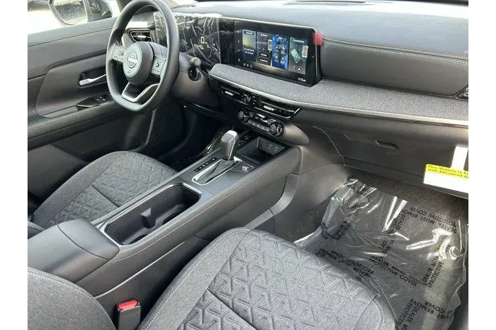 $27445 : Nissan Kicks 2026 SV 4dr Cro image 8