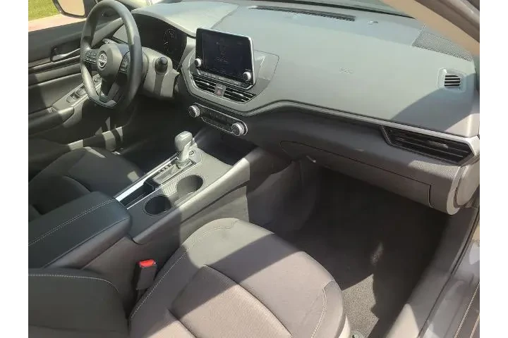 $21129 : Nissan Altima 2025 2.5 S 4dr image 10