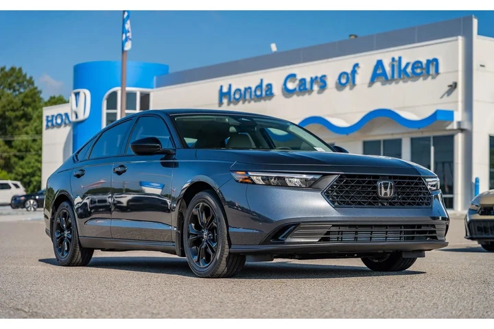 $30556 : Honda Accord 2025 SE 4dr Sed image 1