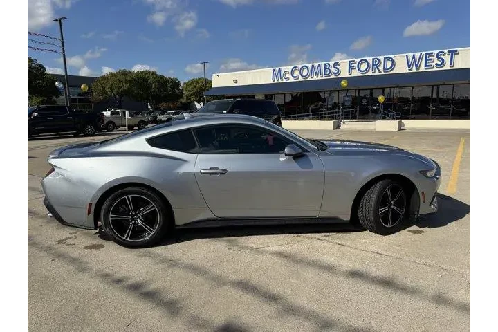 $32780 : Ford Mustang 2024 EcoBoost P image 4