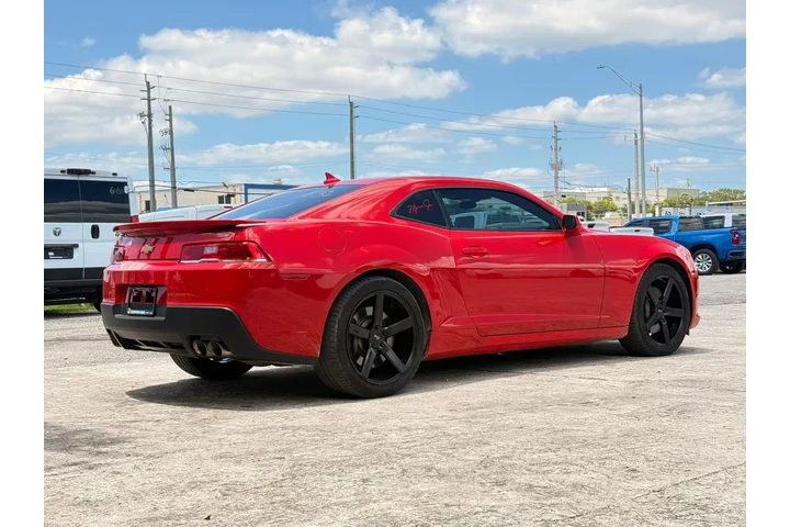 $25000 : Chevrolet Camaro SS Coupe image 9