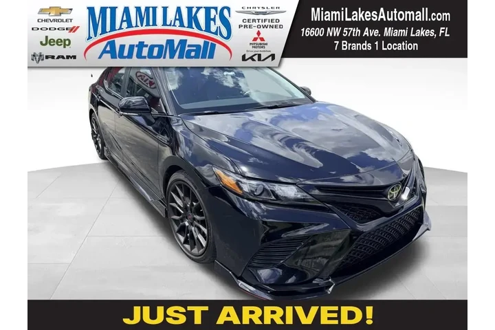 $31991 : Toyota Camry 2022 XSE V6 4dr image 1