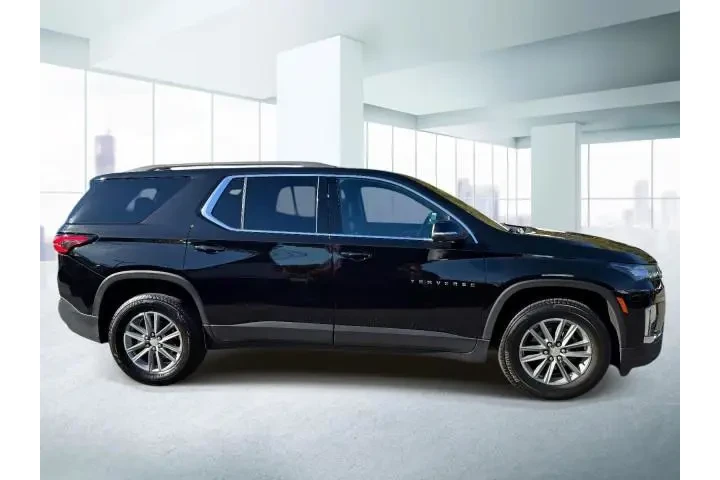 $31999 : Chevrolet Traverse 2023 4x4 image 2