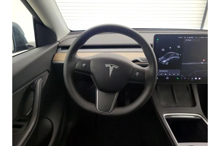 $30998 : Tesla Model Y 2021 AWD Long image 10