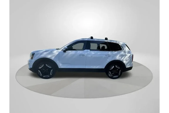 $31400 : Kia Telluride 2024 S 4dr SUV image 4