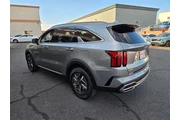 $22950 : Kia Sorento Hybrid 2022 S 4d thumbnail
