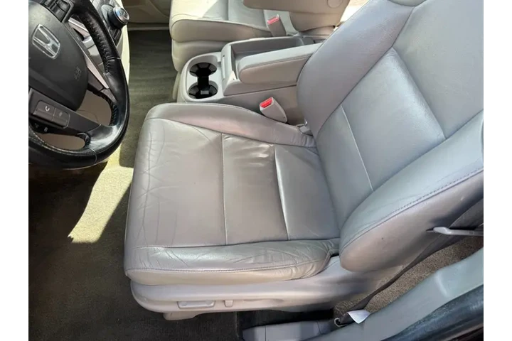 $10995 : 2012 Odyssey Touring Elite image 8