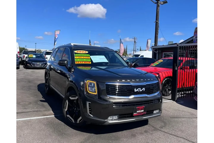 $29500 : Kia Telluride 2022 AWD SX 4d image 1