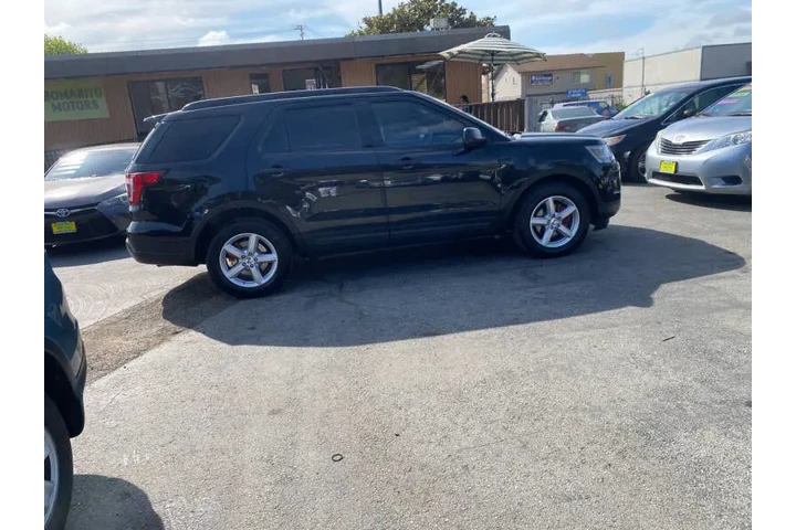 $22999 : 2019 Explorer image 4