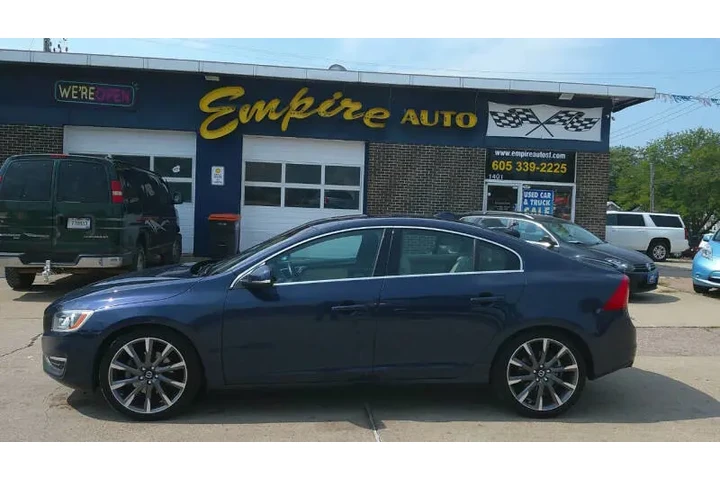 $10999 : 2015 S60 T5 Drive-E Premier image 1