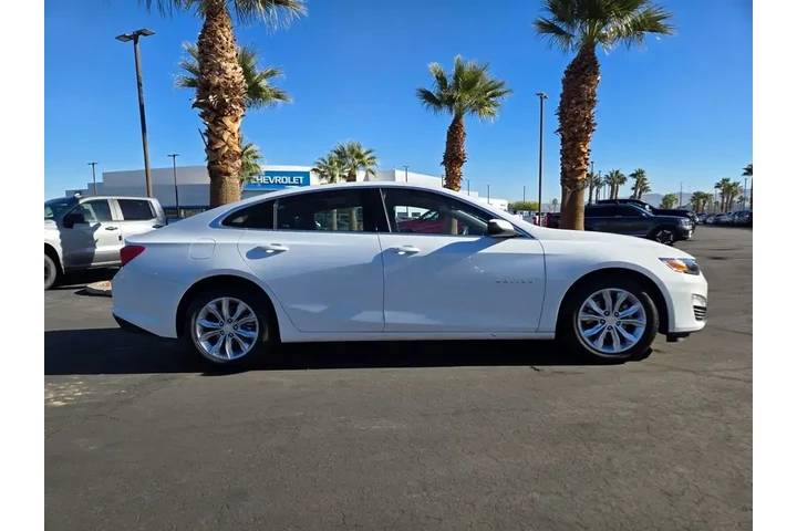 $17994 : Chevrolet Malibu 2024 LT 4dr image 7