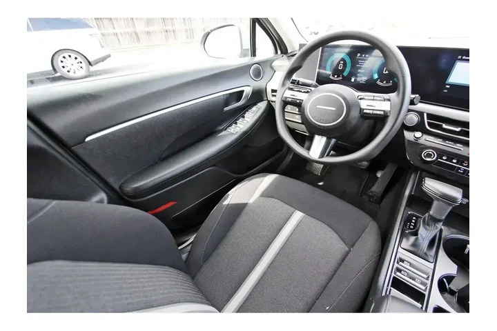 $23288 : Hyundai SONATA 2025 SE 4dr S image 9