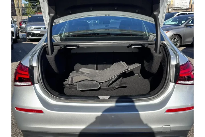 $24895 : Mercedes-Benz A-Class 2022 A image 8