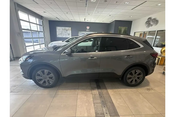 $25457 : Ford Escape 2024 AWD Platinu image 6