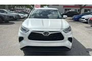 $19993 : Toyota Highlander 2021 L 4dr thumbnail