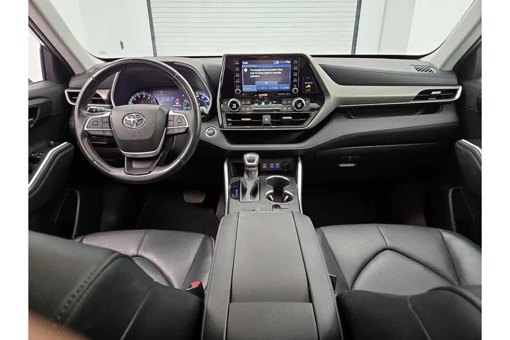 $34998 : Toyota Highlander 2022 XLE 4 image 9