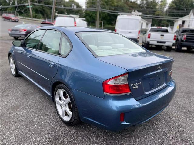 $4900 : 2008 SUBARU LEGACY2008 SUBARU image 7