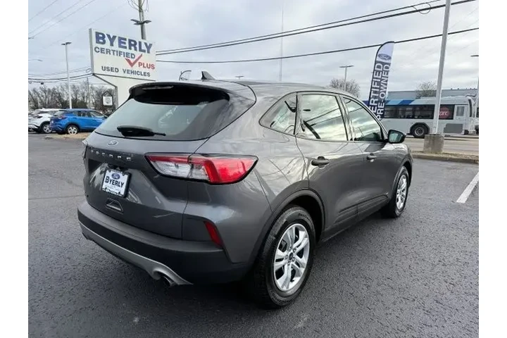 $18096 : Ford Escape 2022 S 4dr SUV image 6