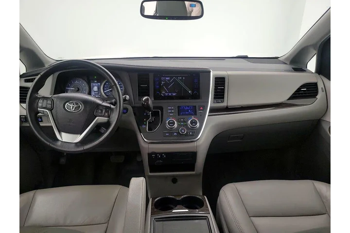$27998 : Toyota Sienna 2017 AWD XLE 7 image 9