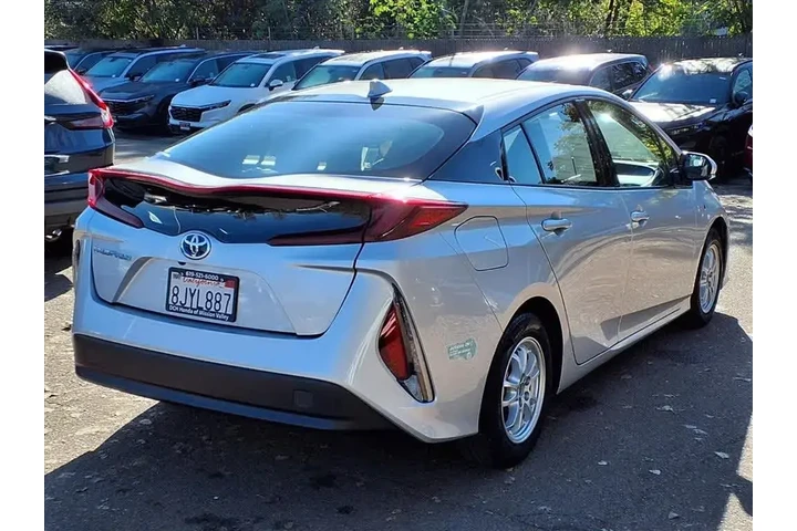 $14398 : Toyota Prius Prime 2019 Plus image 4