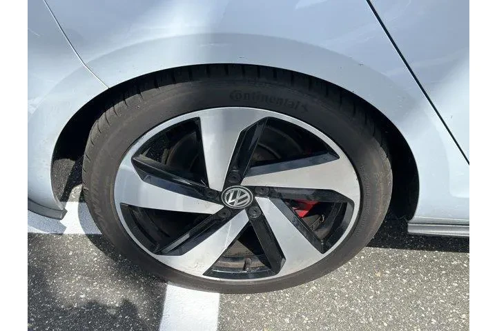 $20537 : Volkswagen Golf GTI 2018 SE image 10