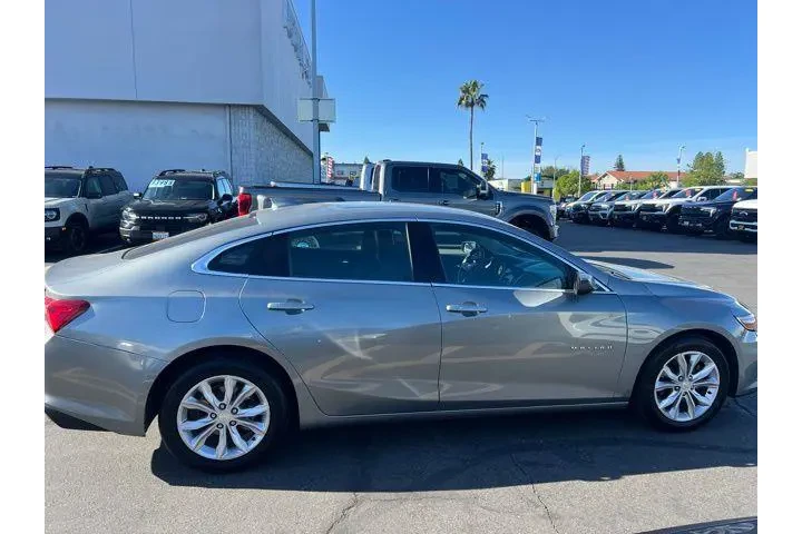 $23988 : Chevrolet Malibu 2023 LT 4dr image 6