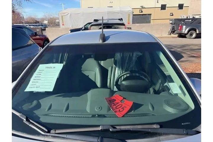 $7985 : Chevrolet Spark EV 2016 2LT image 2