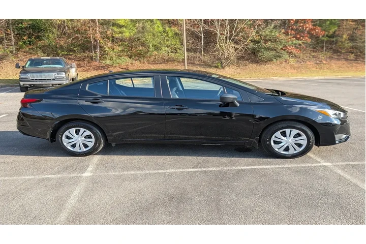 $16995 : Nissan Versa 2025 S 4dr Seda image 10