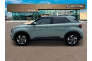 $21999 : Hyundai VENUE 2025 Limited 4 thumbnail