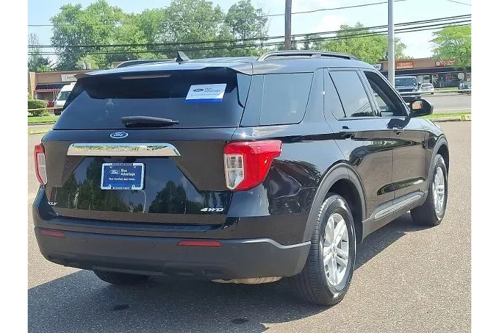 $29999 : Ford Explorer 2023 AWD XLT 4 image 6