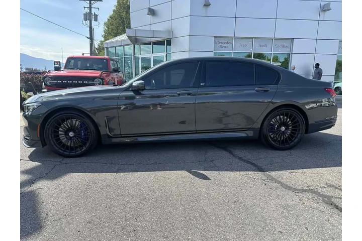$106100 : 2022 7 Series ALPINA B7 xDrive image 3