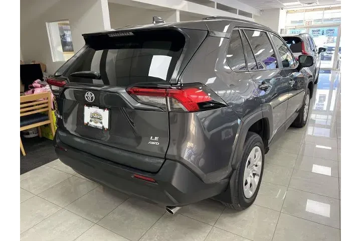 $23889 : Toyota RAV4 2020 AWD LE 4dr image 5