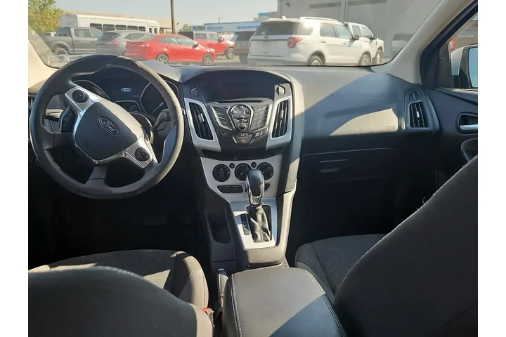 $6000 : Ford Focus 2014 SE 4dr Hatch image 10