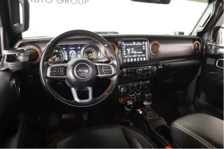 $38270 : Jeep Gladiator 2023 4x4 Moja image 2