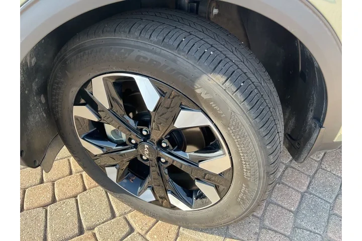 $31999 : 2024 Sportage X-Line image 9