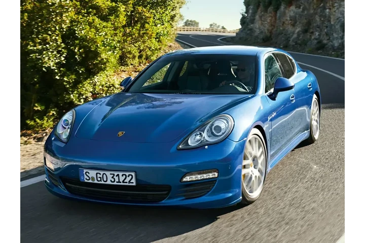 $7000 : Porsche Panamera 2012 4dr Se image 1