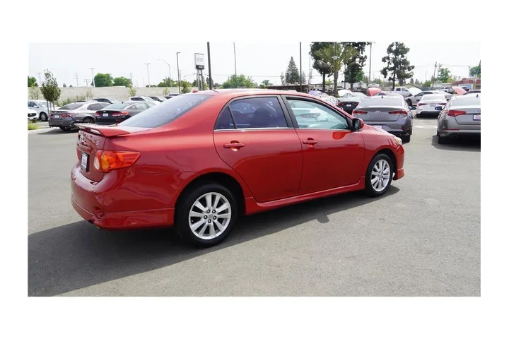 $9984 : 2010 Corolla S Sedan 4D image 6