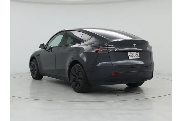 $39998 : Tesla Model Y 2025 Long Rang image 2