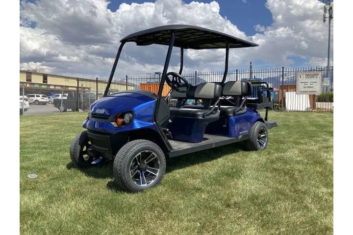 $15895 : 6 passenger golf cart gas engi image 2