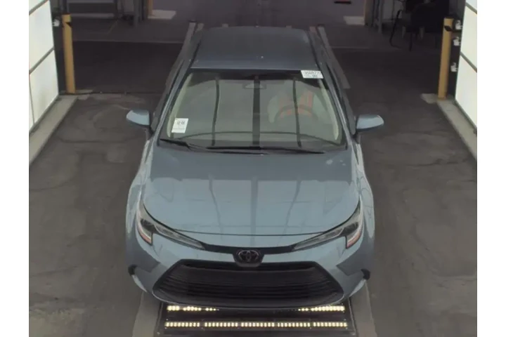 $18490 : Toyota Corolla 2024 LE 4dr S image 2