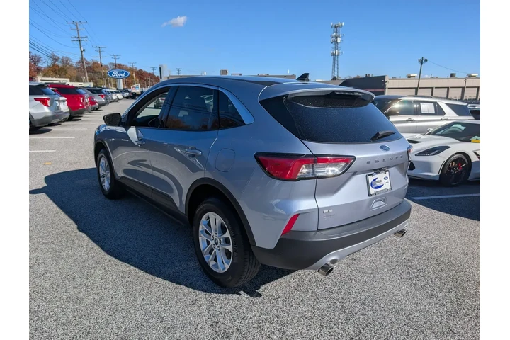 $20500 : Ford Escape 2022 AWD SE 4dr image 4