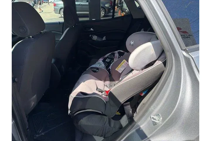 $19991 : Chevrolet Trax 2025 LS 4dr C image 8