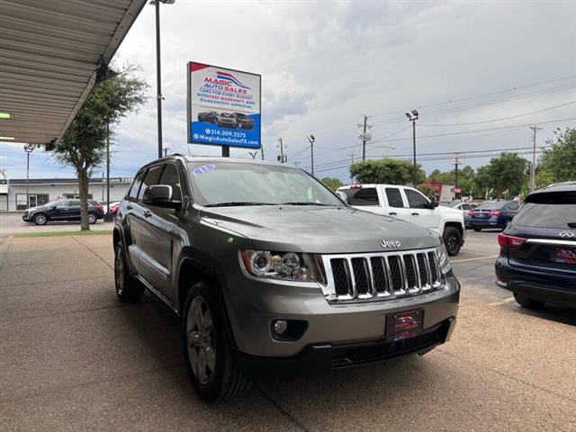 $18900 : 2013 Grand Cherokee Overland image 3