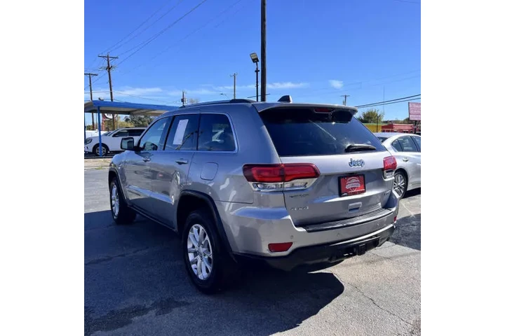 $16999 : 2021 Grand Cherokee Laredo E image 9