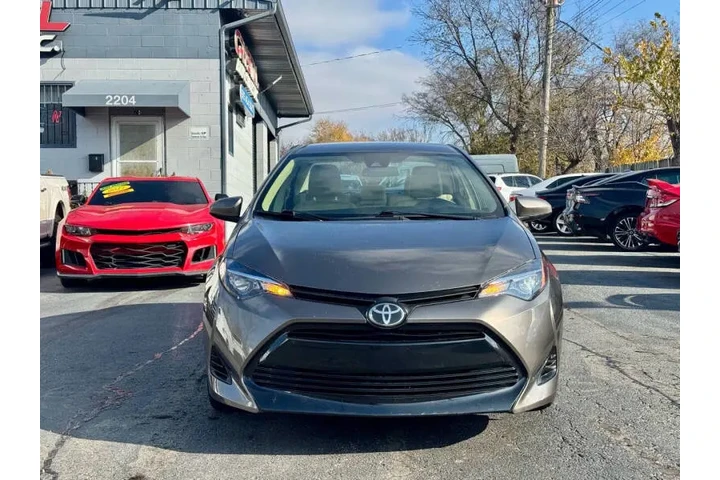 $9495 : 2019 Corolla LE image 3