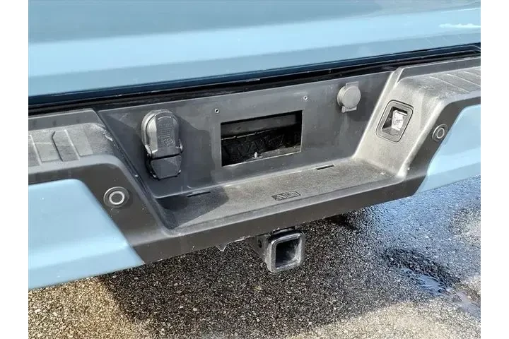 $39820 : Ford F-150 2023 4x4 XLT 4dr image 4