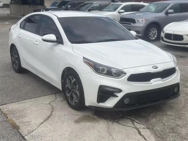 $16990 : 2020 KIA FORTE image 10