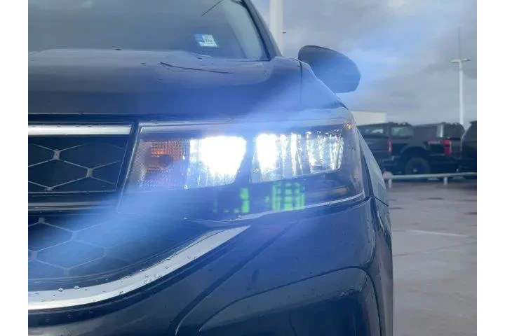 $17406 : Volkswagen Taos 2024 S 4dr S image 9